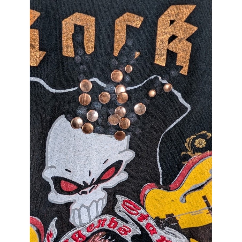 Airwalk Rock Skull Guitar Graphic T-Shirt Black Studded Mens Medium Cotton Tee - Picture 3 of 10